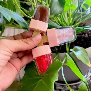 Assorted popsicle lipglosses 💄👄 I have strawberry, cake batter, and chocolate